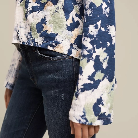 Akemi + Kin Graffito Tee - Picture 7 of 13